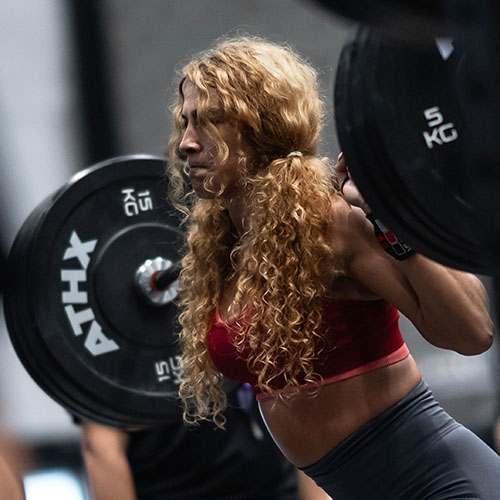 woman lifting weights