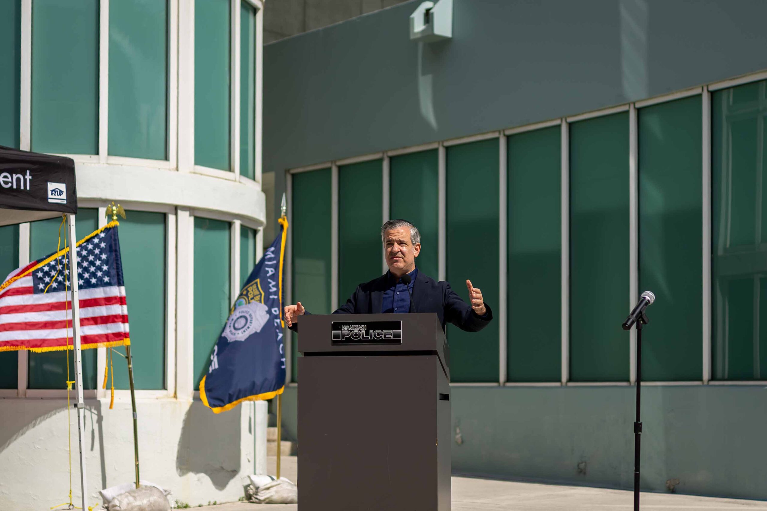 mayor at podium